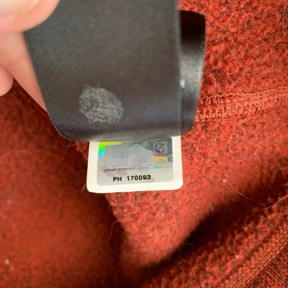 The North Face 1/4 Zip Fleece Pullover Mens M Burgundy Red Mockneck Pocket